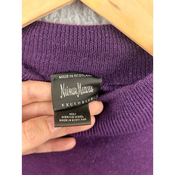 Neiman Marcus Exclusive Purple Merino Wool Sweater Made in Scotland Small/Medium - Picture 4 of 6